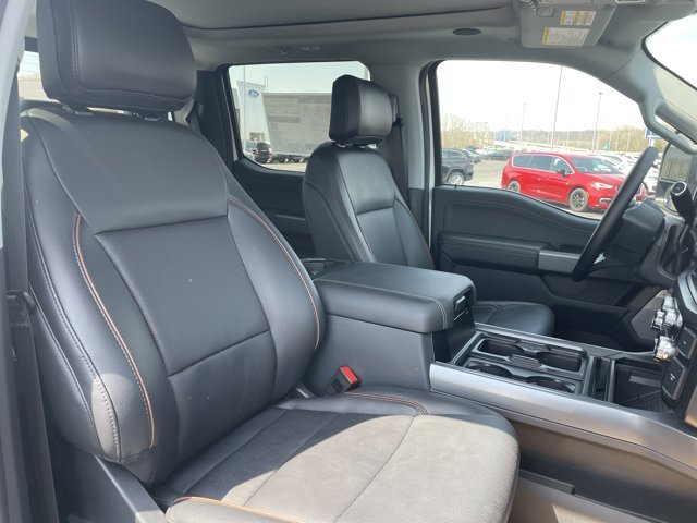 New 2026 Star White Metallic Tri-Coat Ford F-350® Lariat® image 33