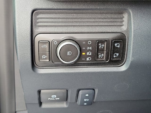 New 2026 Avalanche Ford F-250® Lariat® image 18