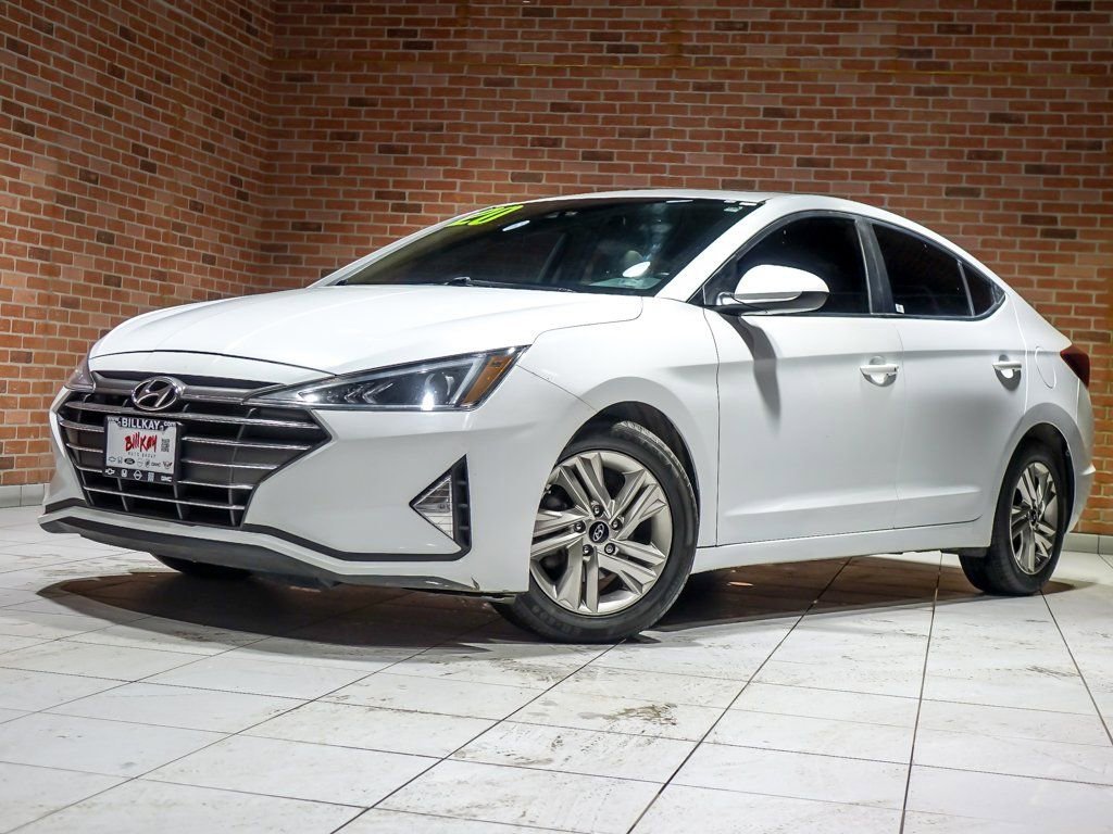 2020 HYUNDAI ELANTRA - Image 1