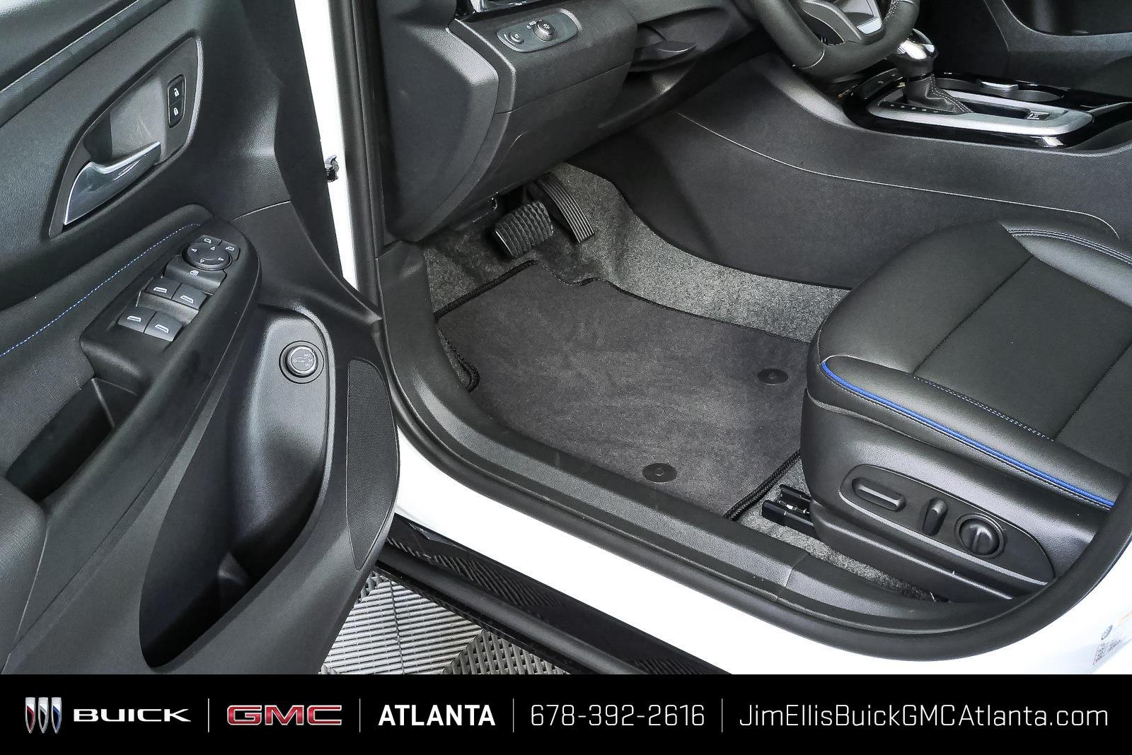 New 2026 Summit White Buick Sport Touring image 7