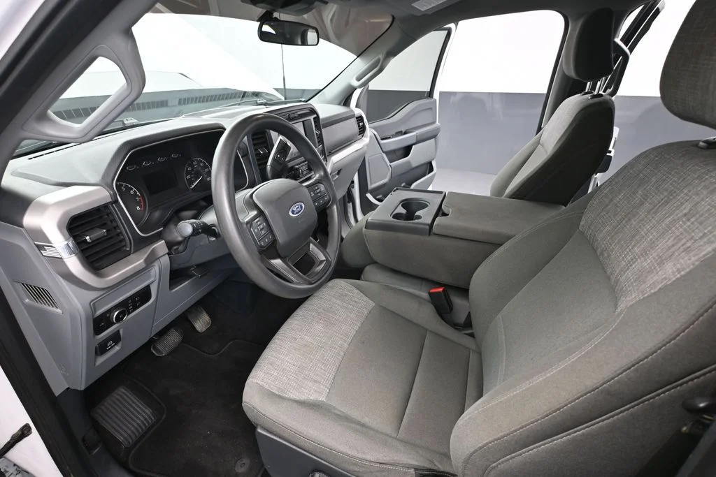 Used 2023 White Ford XLT image 21