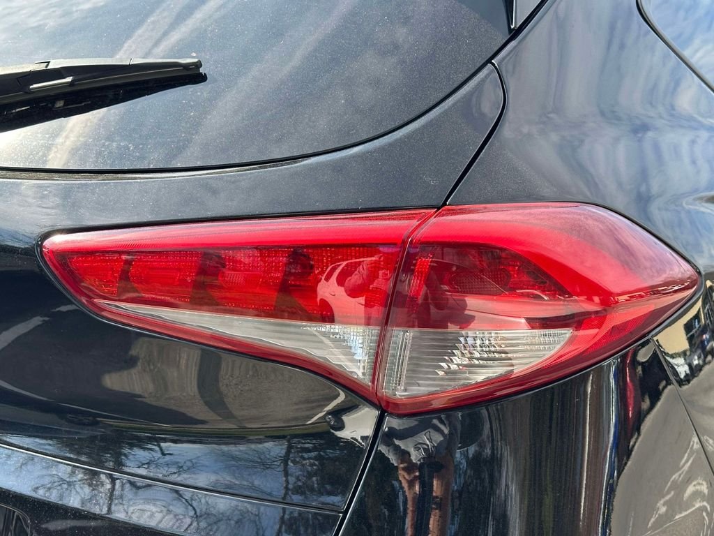 Used 2018 Black Hyundai SEL Plus image 7