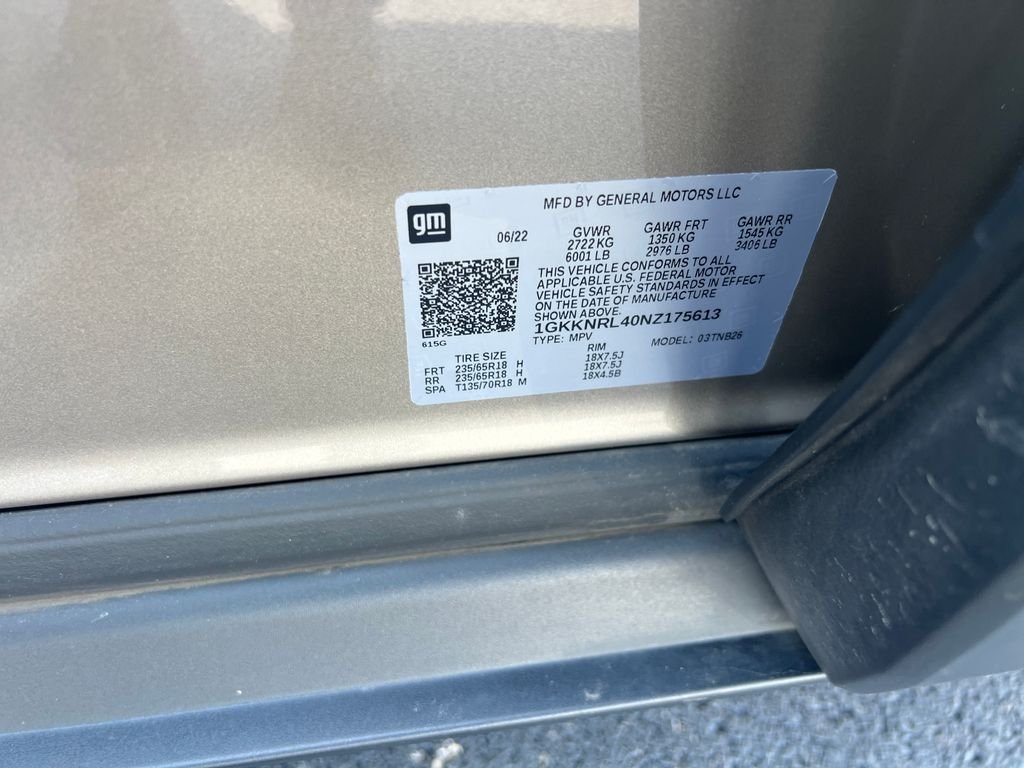 Used 2022 Gray GMC SLE image 19