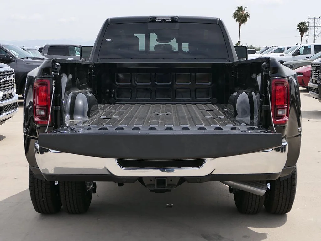 New 2026 Diamond Black Crystal Pearl Coat RAM Tradesman Crew Cab 4x4 8