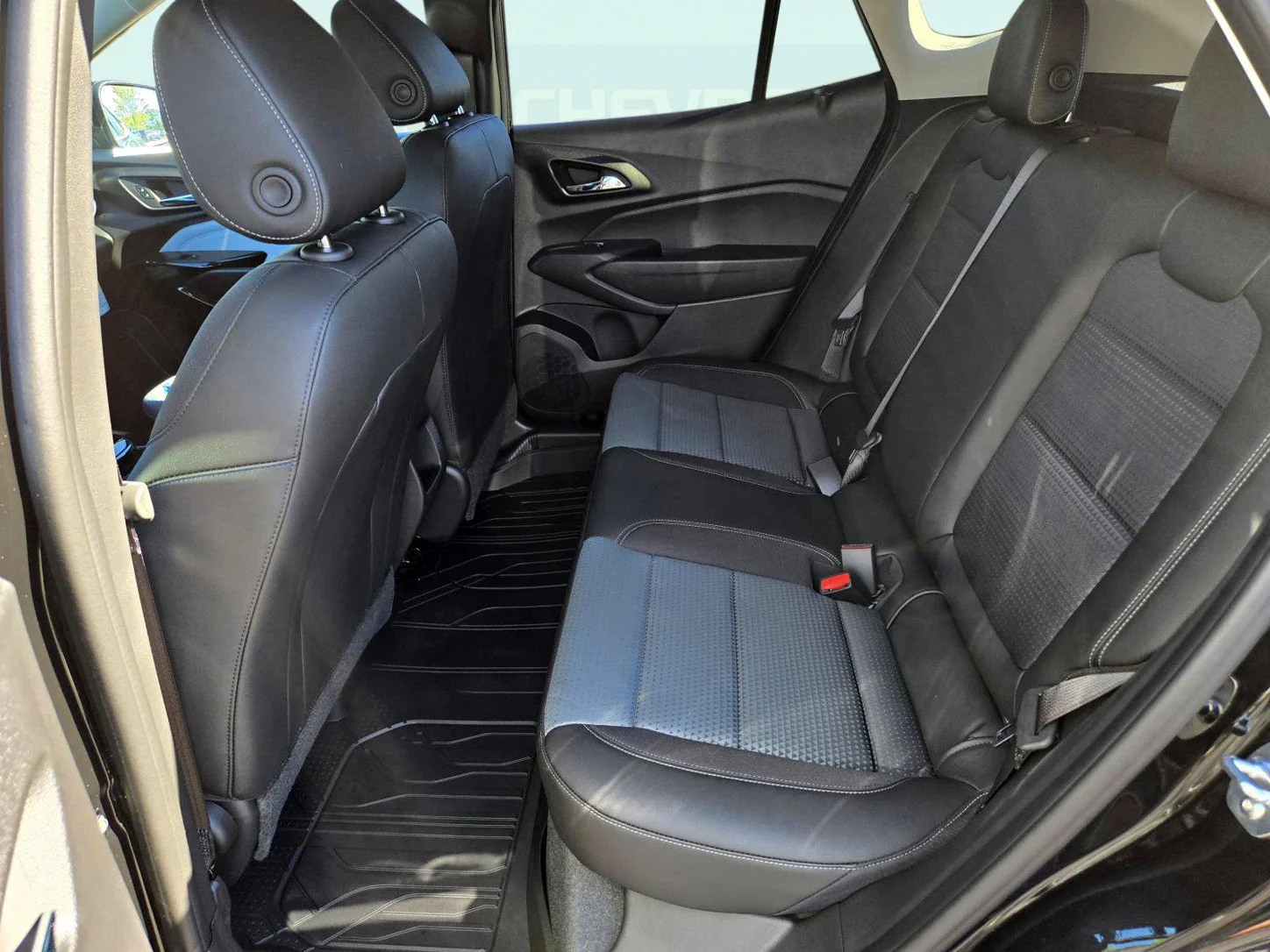 New 2026 Mosaic Black Metallic Chevrolet LT image 14