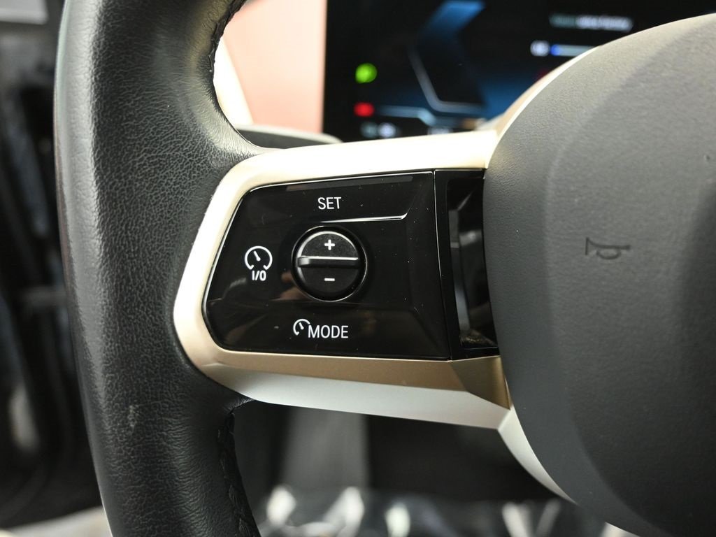 2023 BMW IX - Image 11