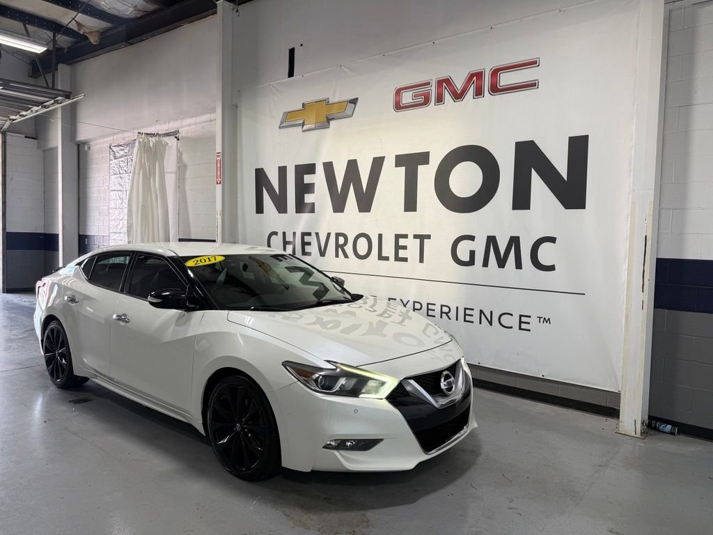 Used 2017 Nissan Maxima SR with VIN 1N4AA6AP9HC417763 for sale in Shelbyville, TN