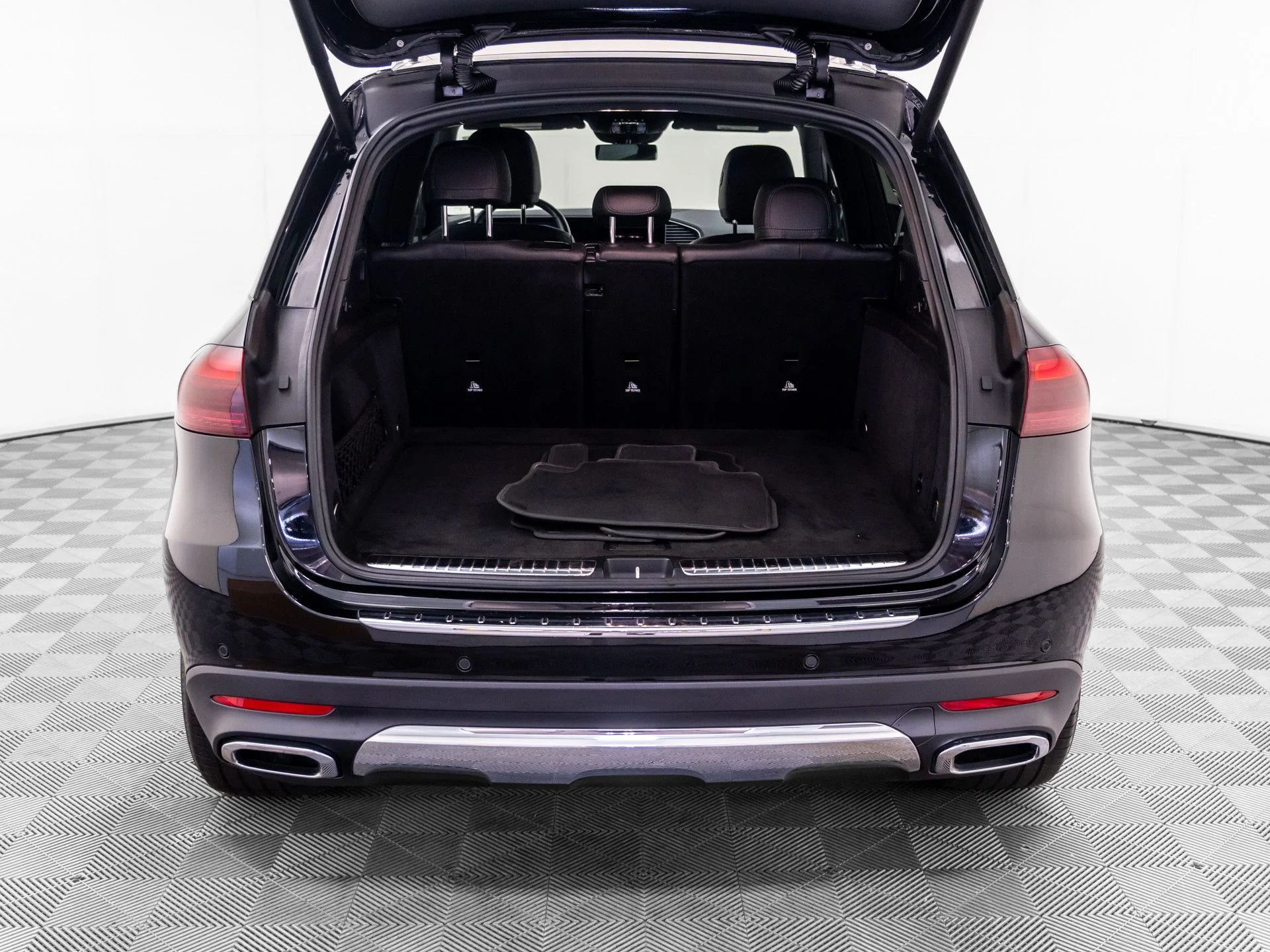 Used 2024 Black Mercedes-Benz GLE 350 image 34