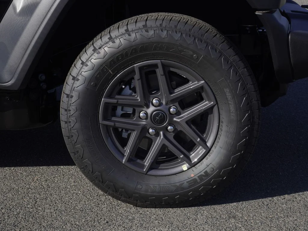 New 2026 black clearcoat Jeep Sport RHD image 9