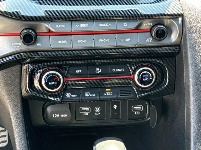 Used 2020 Black Hyundai Turbo image 20