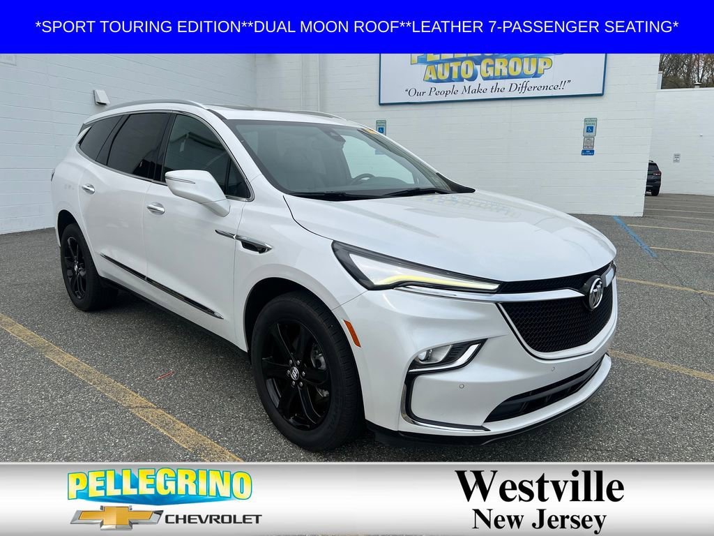 2023 Buick Enclave Essence AWD's photo