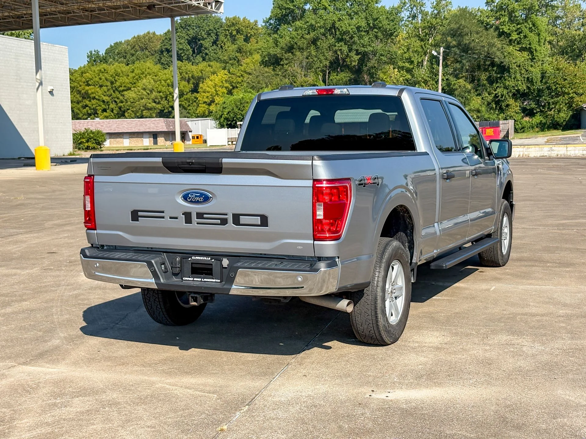 Used 2023 Silver Ford XLT image 11