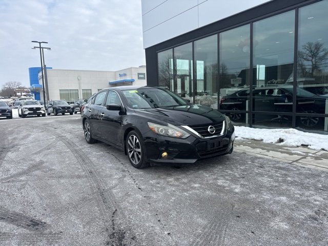 2016 Nissan Altima SR