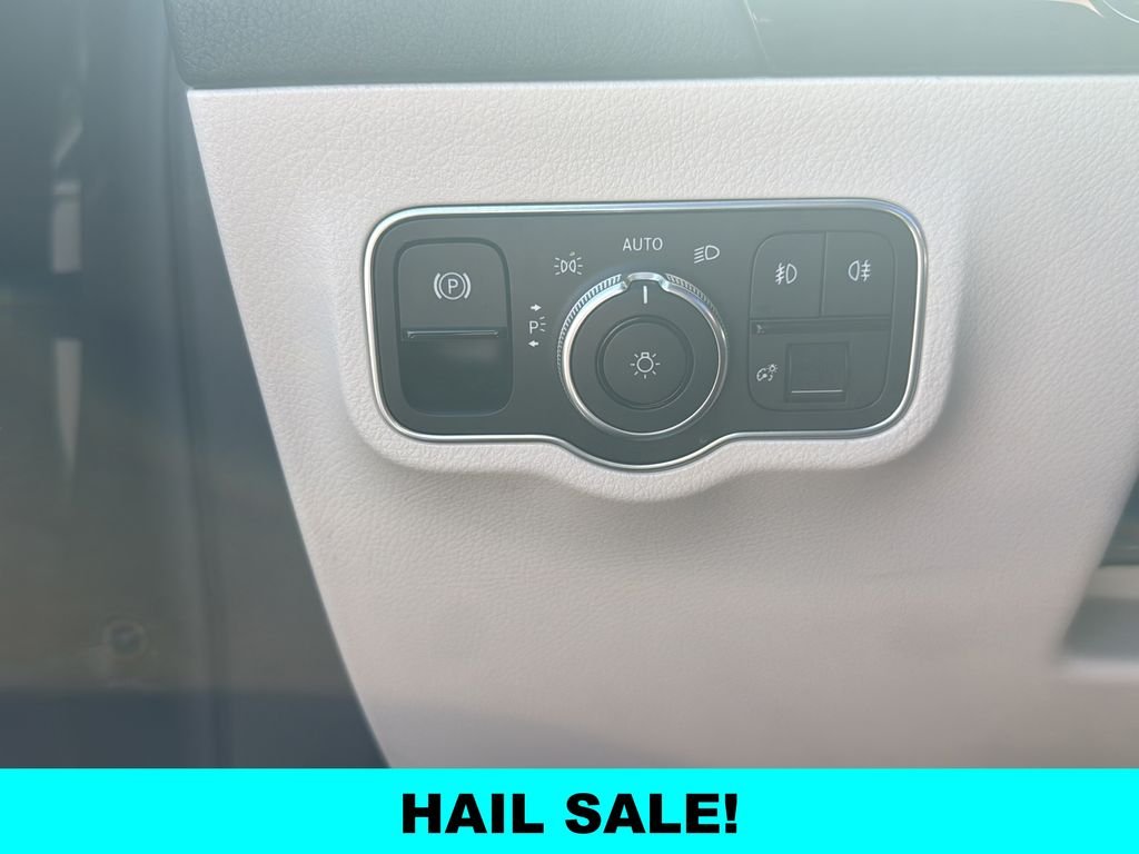 Used 2022 Blue Mercedes-Benz GLA 250 image 18