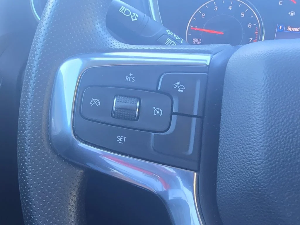 Certified Used 2022 SUMMIT WHITE Chevrolet LT image 24