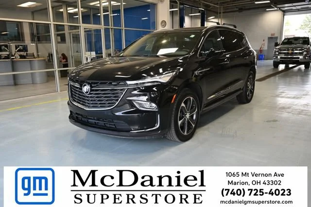 2023 Buick Enclave Essence's photo