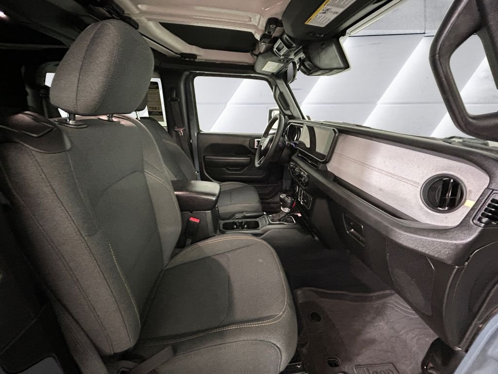 Used 2024 Gray Jeep Sport S image 13