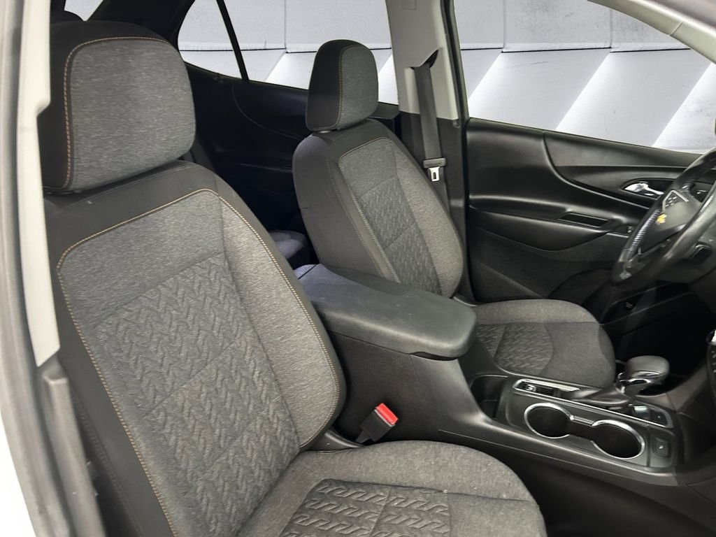 Used 2022 White Chevrolet LT image 14