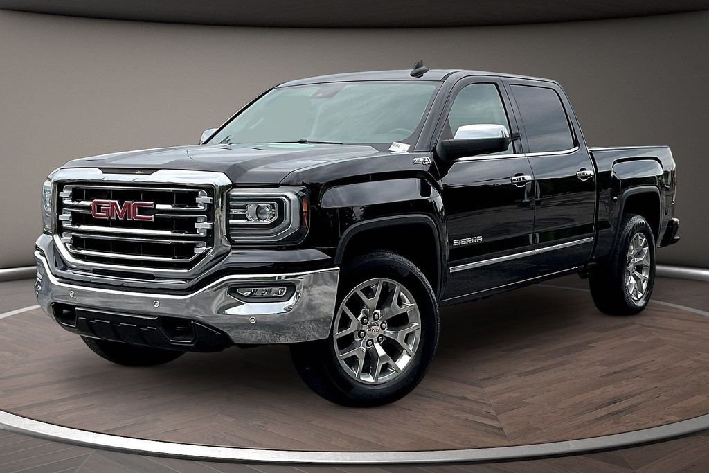 Used 2018 Black GMC SLT image 3