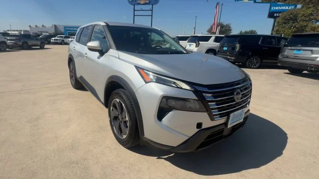 Used 2024 Nissan Rogue SV with VIN 5N1BT3BA6RC697298 for sale in Seguin, TX