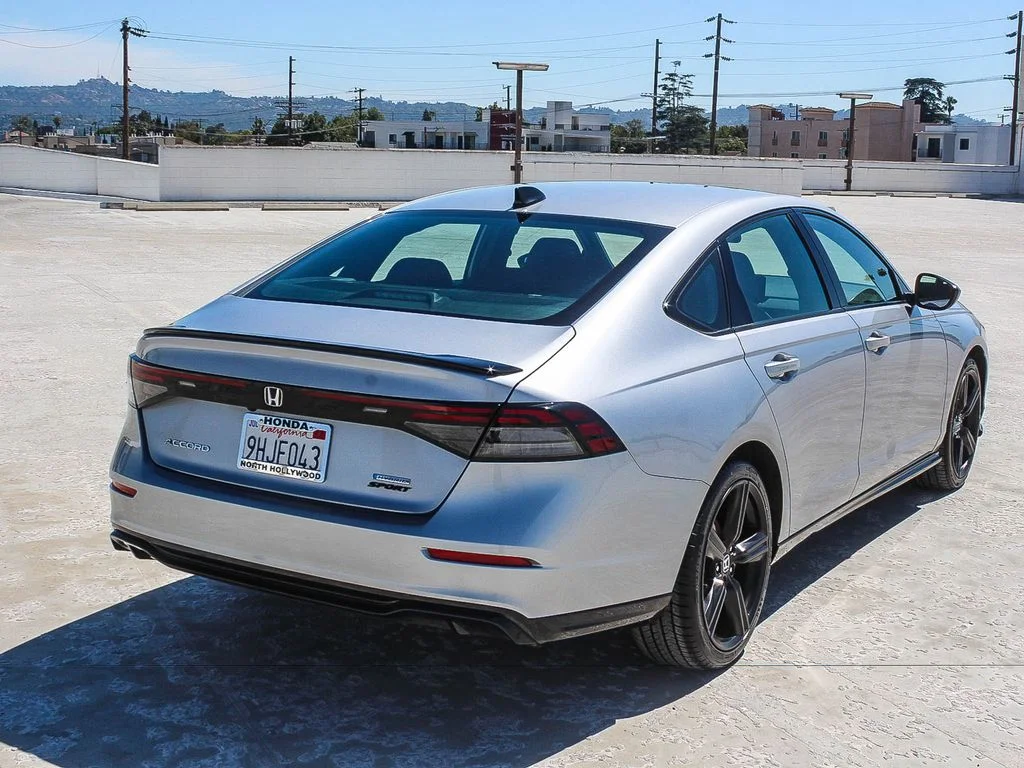 2023 Honda Accord Hybrid Sport-L - Photo 6