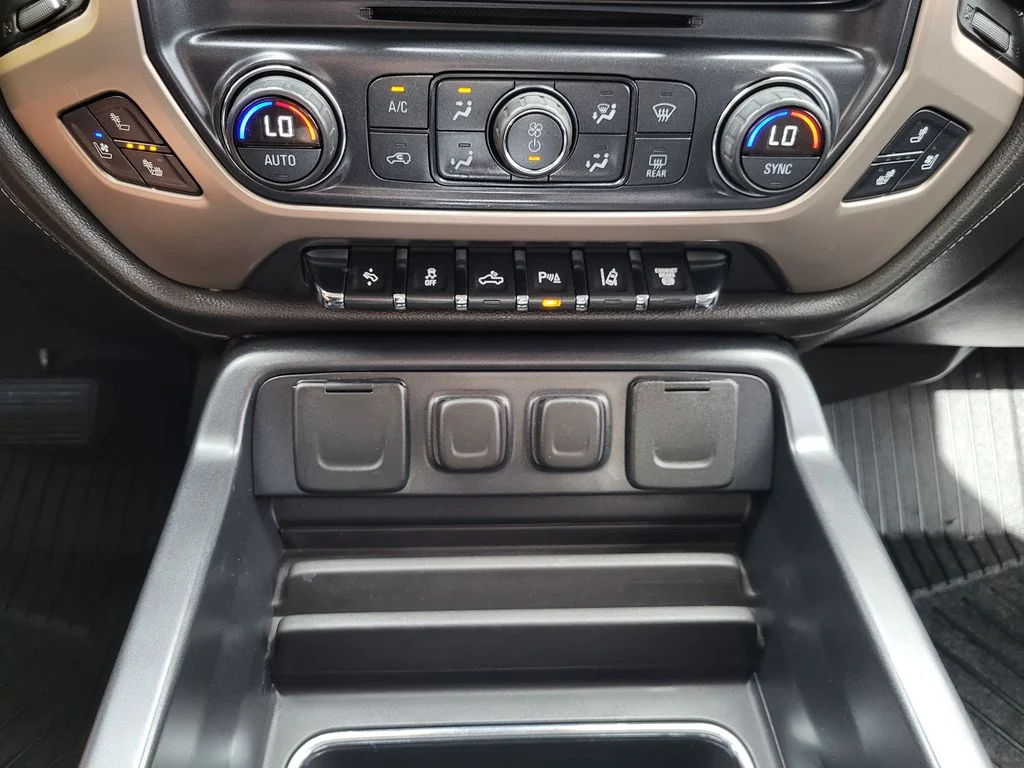 Used 2016 SUMMIT WHITE GMC Denali image 15