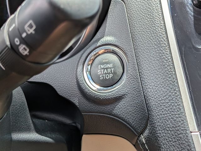 Used 2018 Red Subaru 2.5i image 30