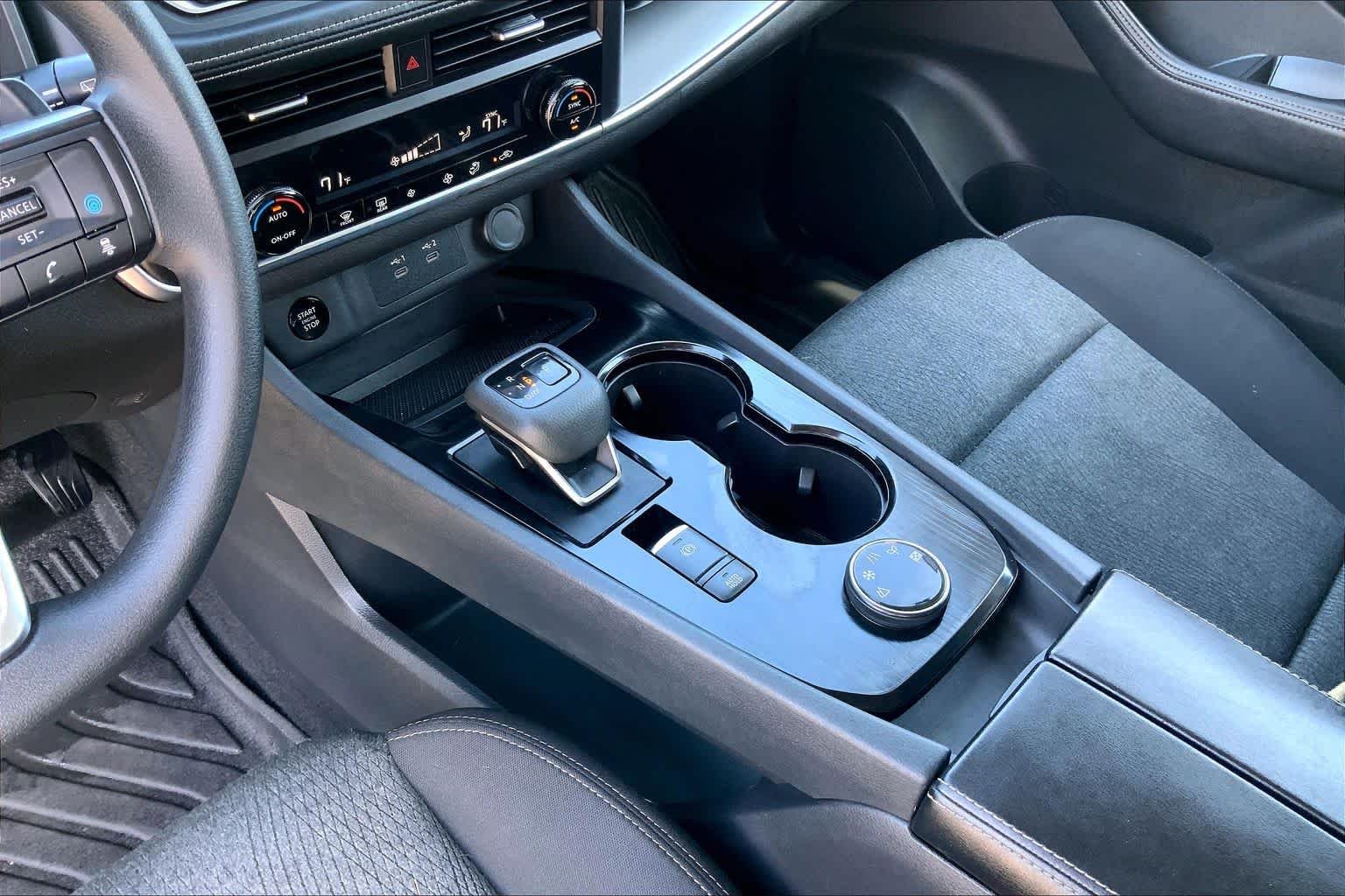 Used 2024 Gun Metallic Nissan SV image 17