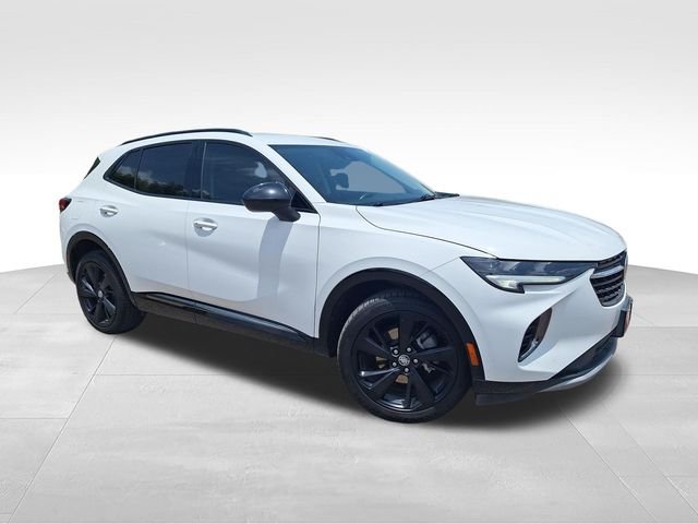 Used 2022 White Buick Preferred image 1
