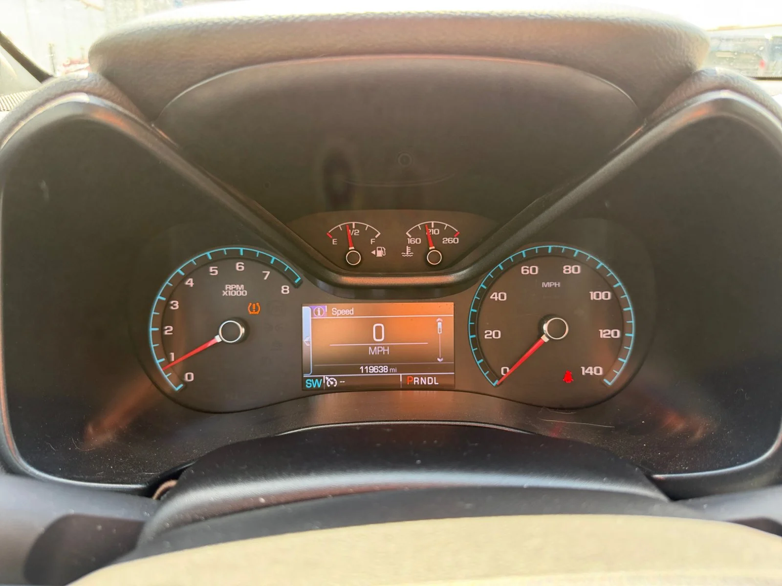 Used 2017 Silver Ice Metallic Chevrolet Z71 image 15