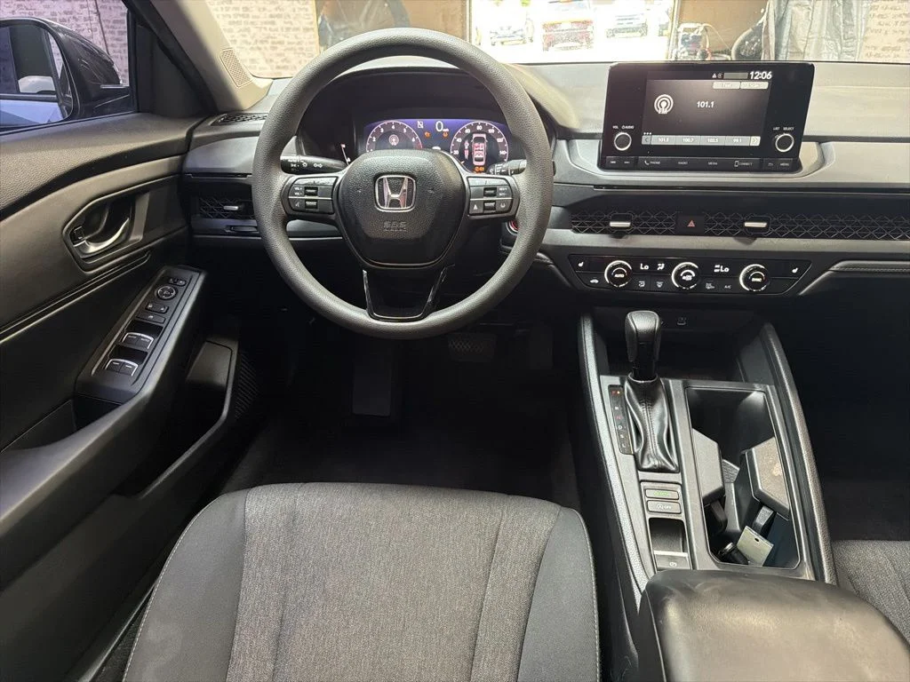 Used 2024 Gray Honda EX image 15