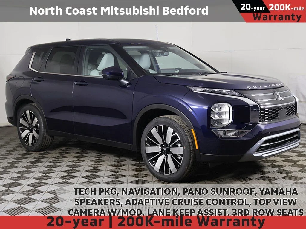 2026 Mitsubishi Outlander SE FWD's photo