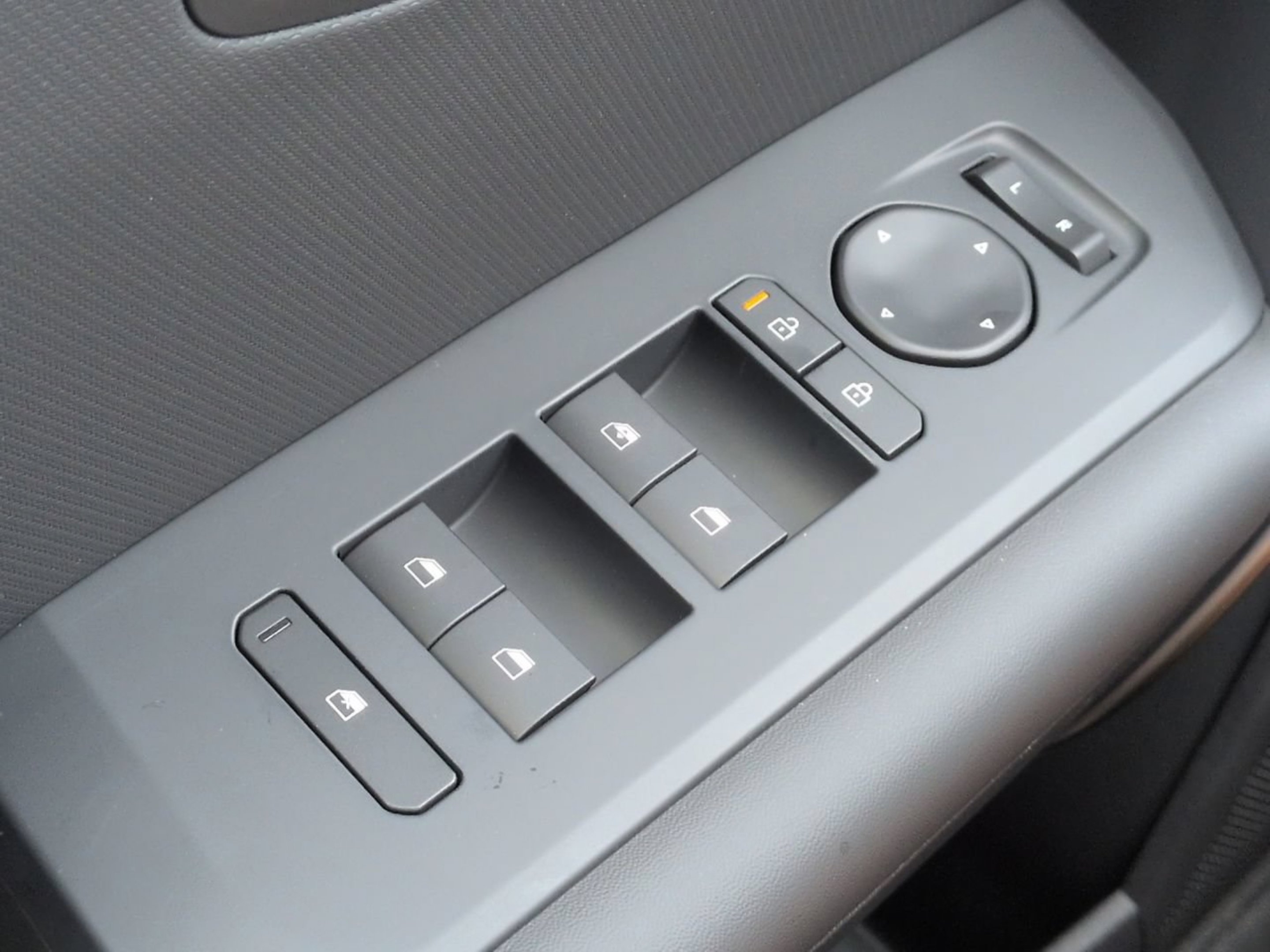 New 2027 Frost Blue Kia X-Line S image 24