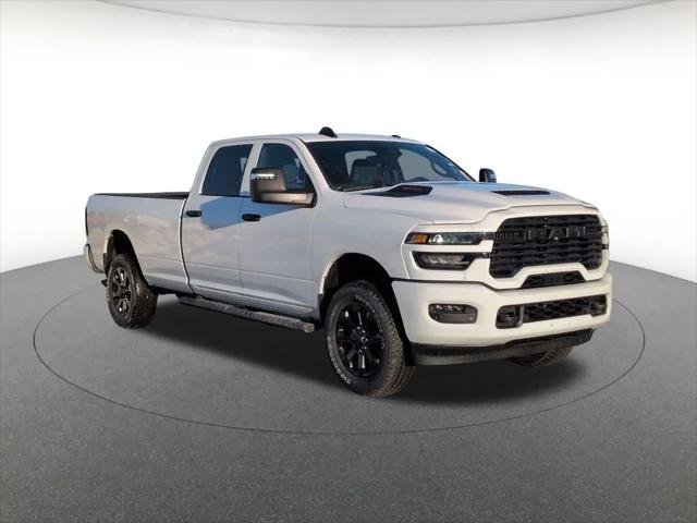 2026 RAM 2500 Tradesman/Black Express 4X4 Crew Cab LWB's photo