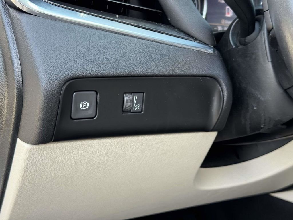 Used 2023 White Buick Essence image 10