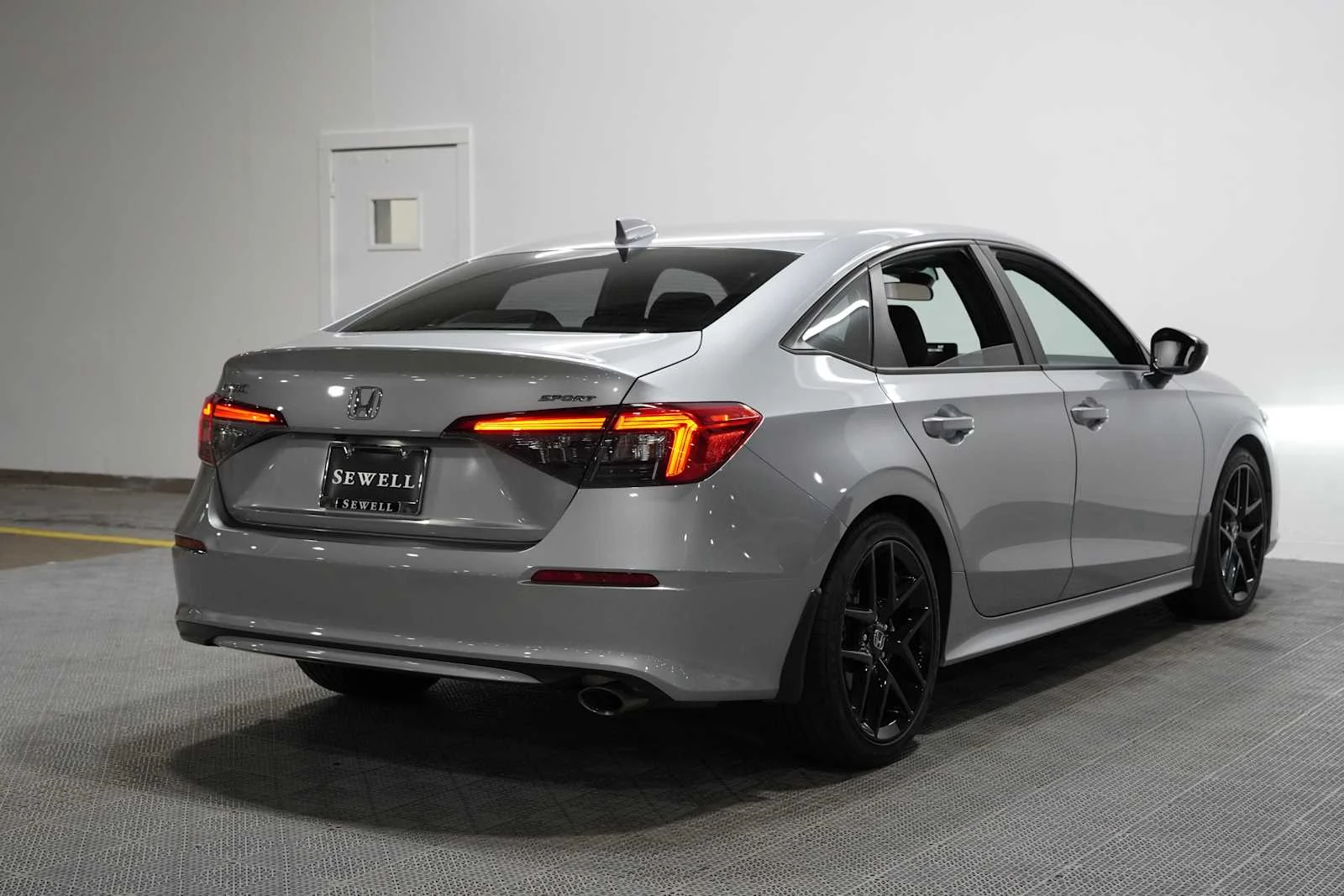 Used 2024 Lunar Silver Metallic Honda Sport image 4