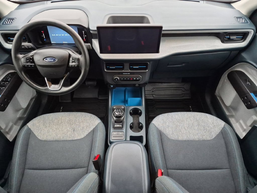Used 2025 White Ford XLT image 15