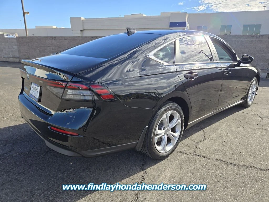 Certified Used 2025 Crystal Black Pearl Honda LX image 6