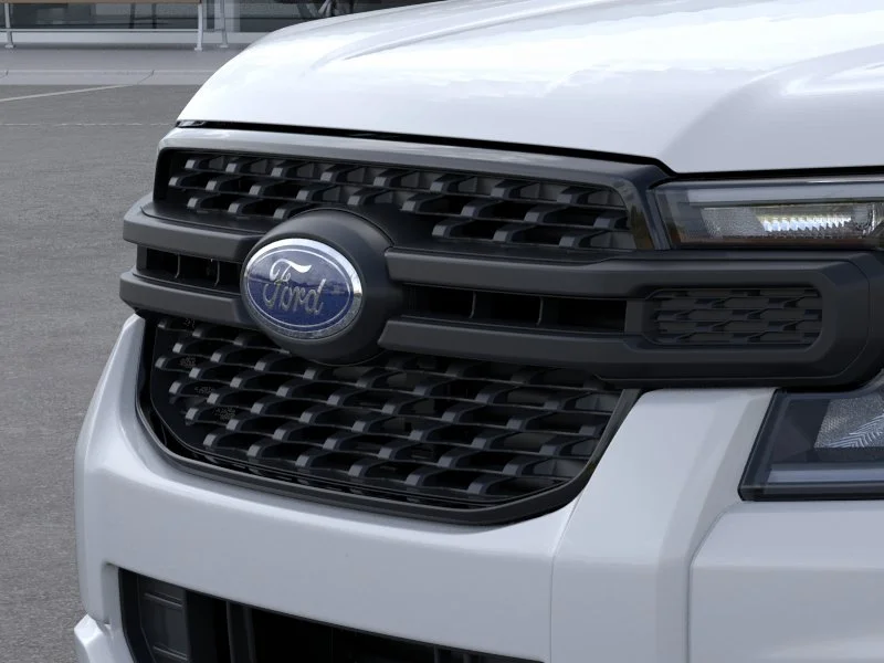 New 2026 Oxford White Ford XL image 42