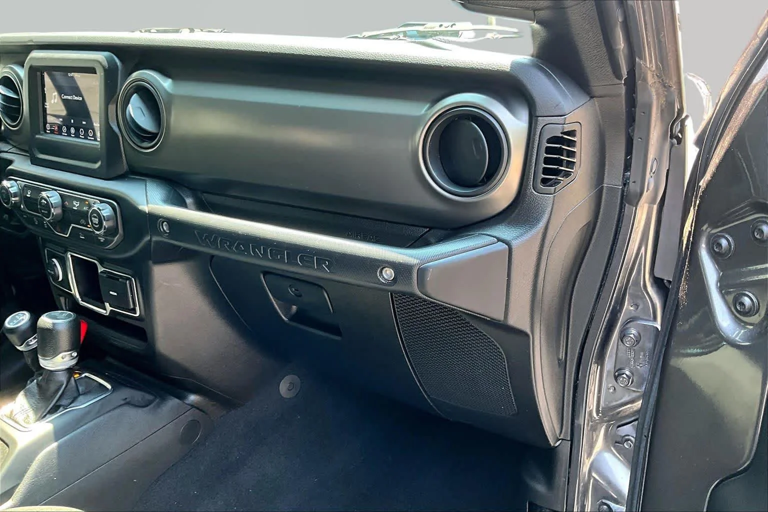 Used 2023 Granite Crystal Metallic Clearcoat Jeep Sport image 19