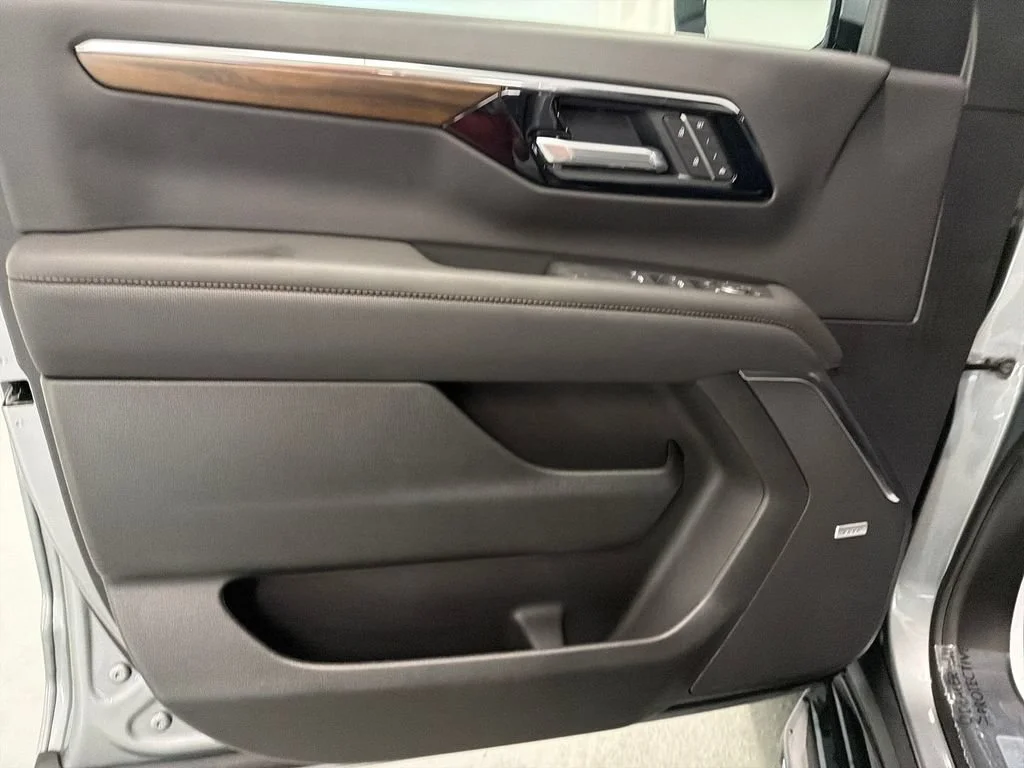 New 2026 Sterling Gray Metallic Chevrolet High Country image 12