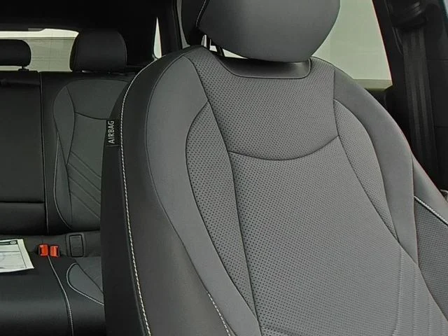 2026 Volkswagen Tiguan SE R-LINE BLACK - Photo 39