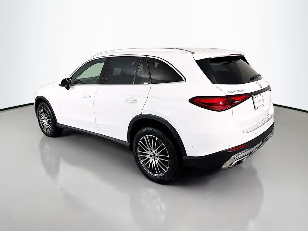 New 2026 Polar White Mercedes-Benz GLC 300 image 3