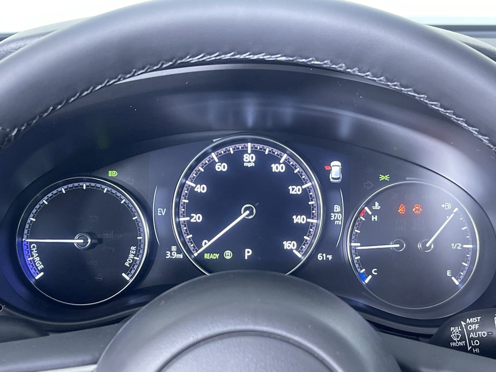 New 2026 Wind Chill Pearl Mazda Premium image 17