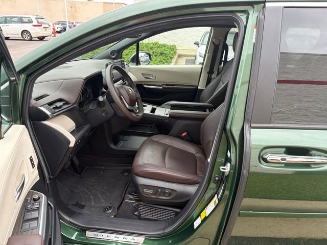 Used 2024 Green Toyota Platinum image 27