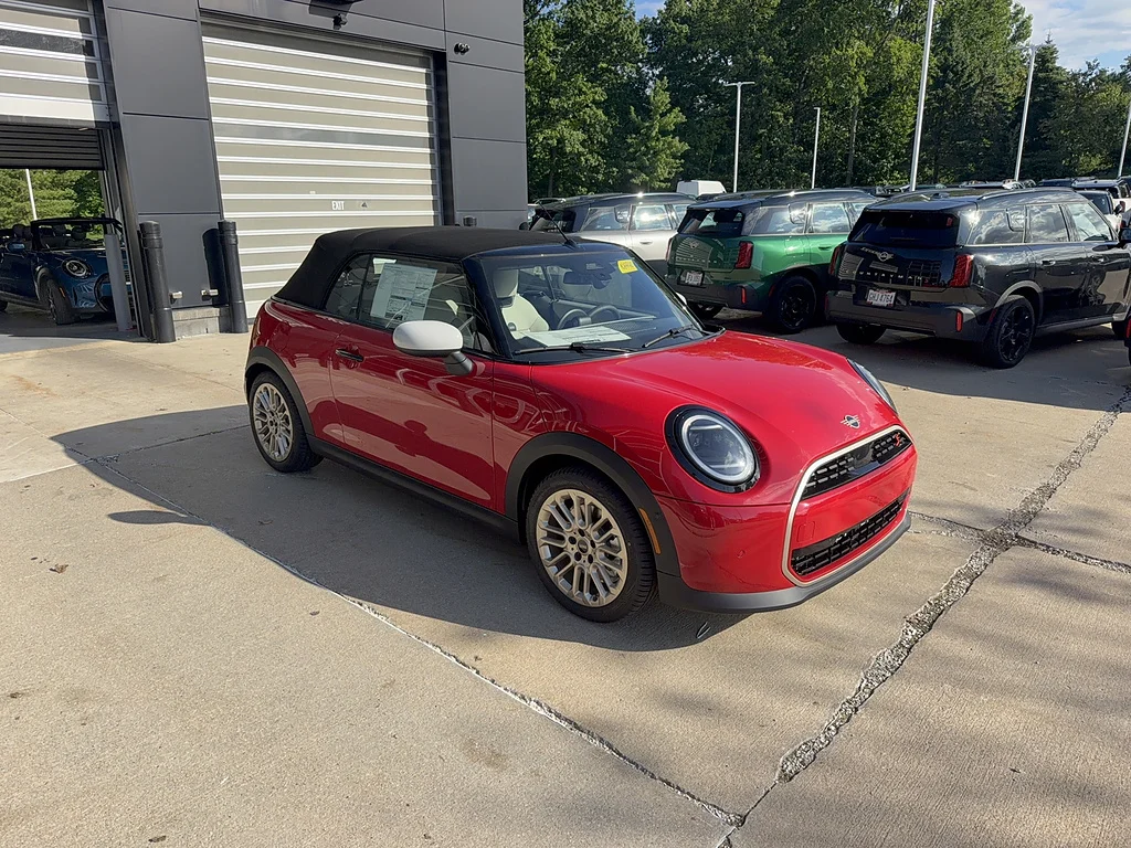 New 2027 Chili Red II MINI Signature Plus image 2