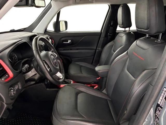 Used 2018 Gray Jeep Trailhawk image 12