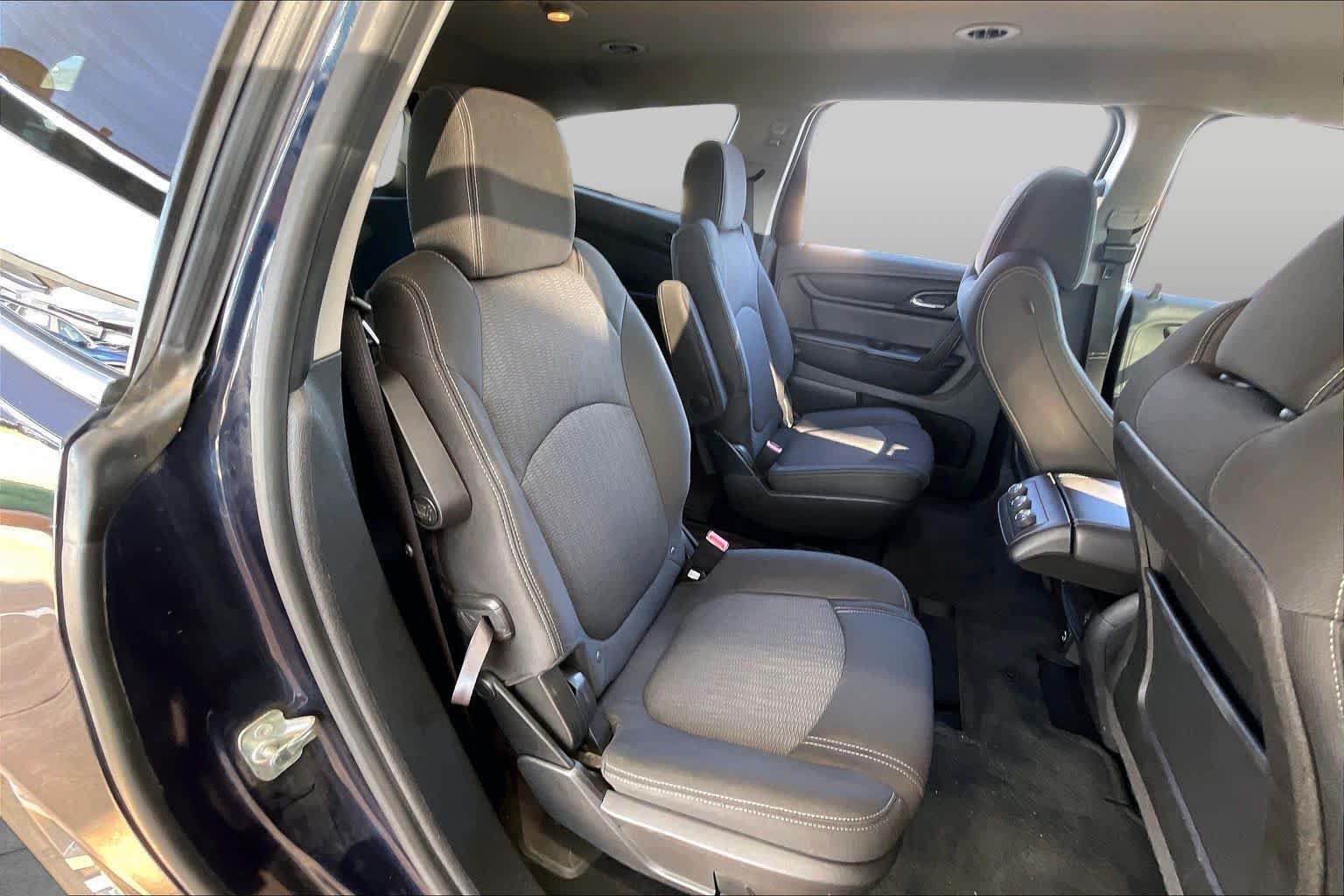 Used 2017 Blue Velvet Metallic Chevrolet LT image 18