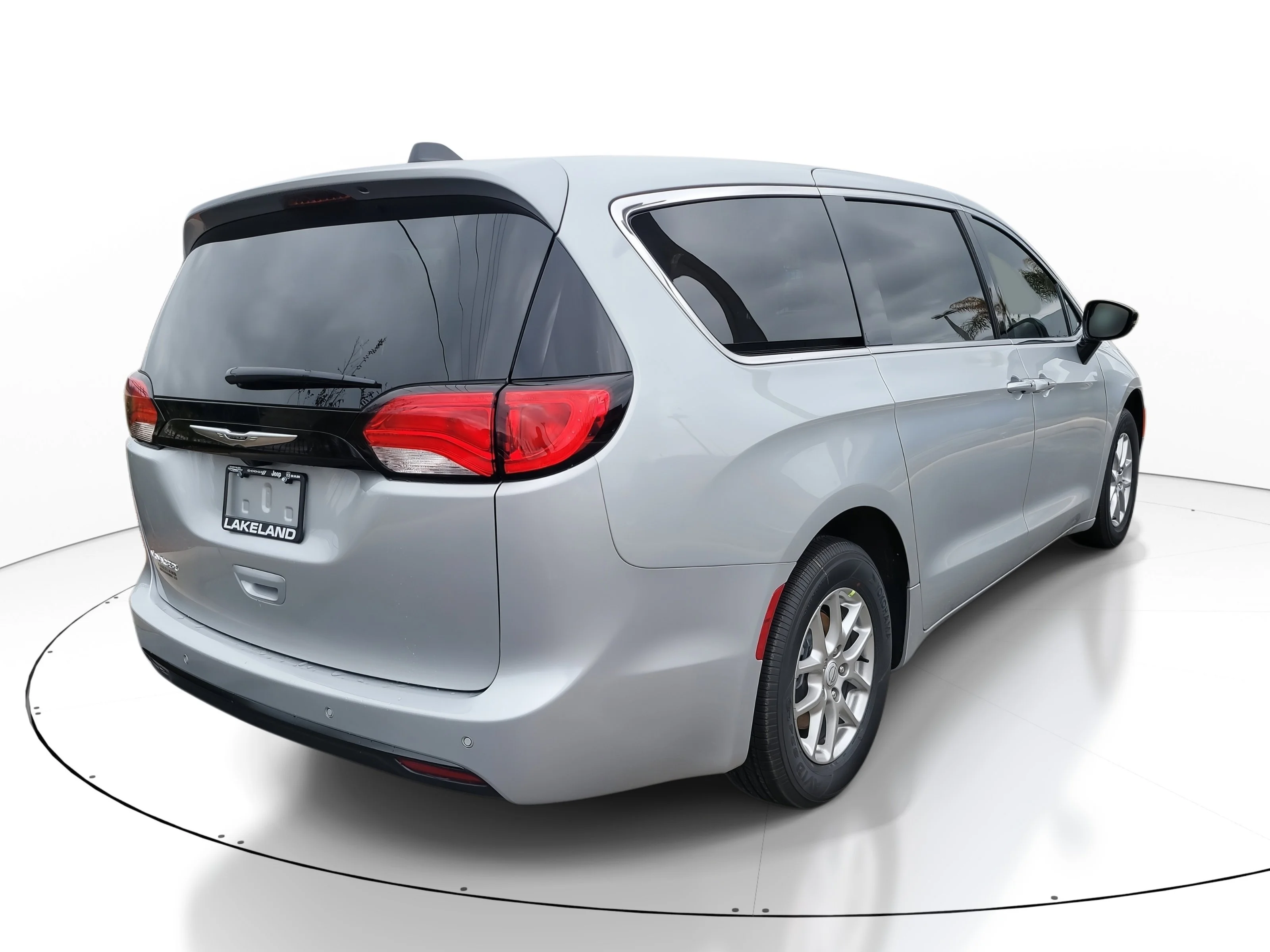 New 2026 Silver Mist Clearcoat Chrysler LX image 6