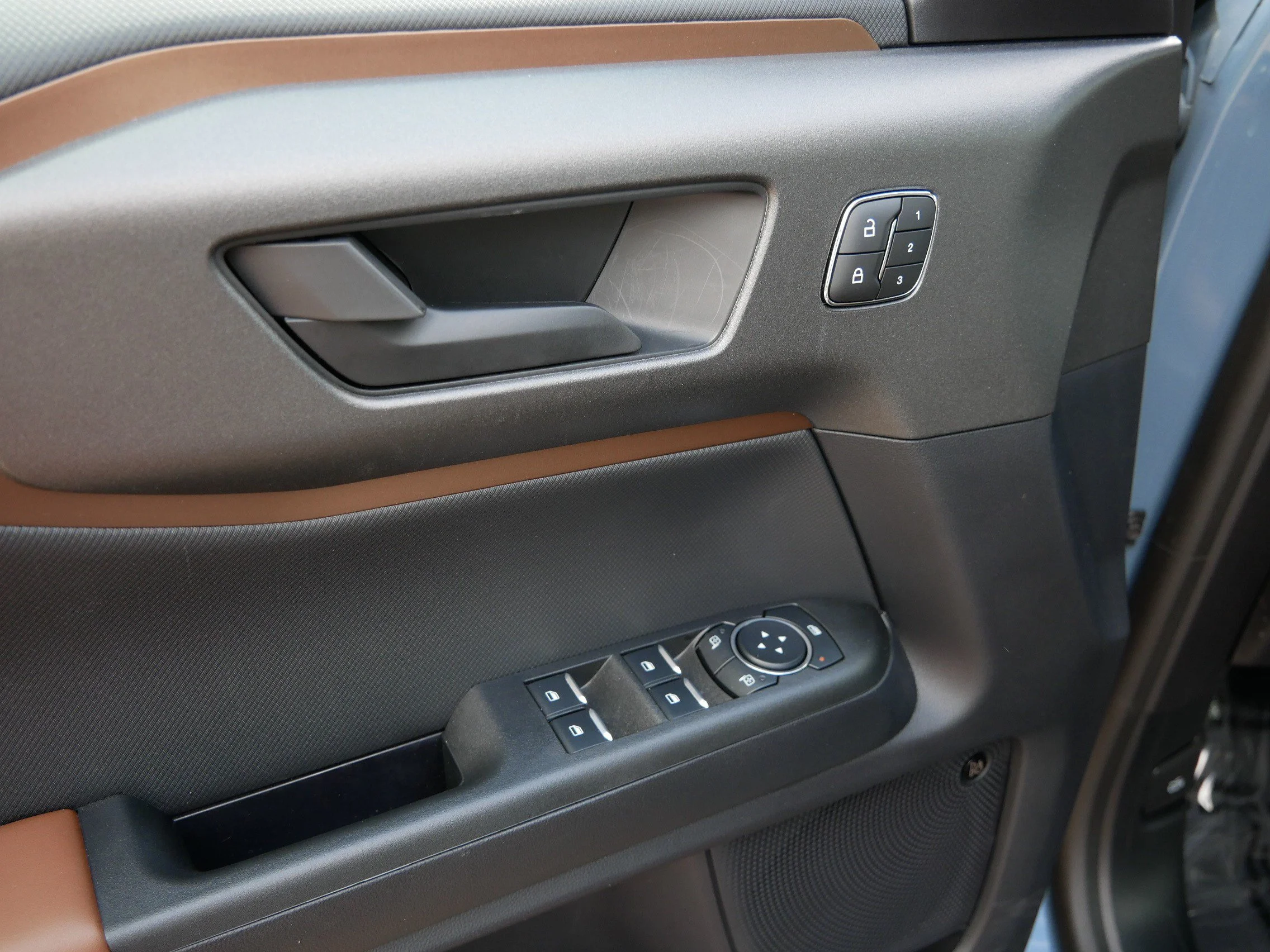 New 2026 Azure Gray Metallic Ford Outer Banks image 20